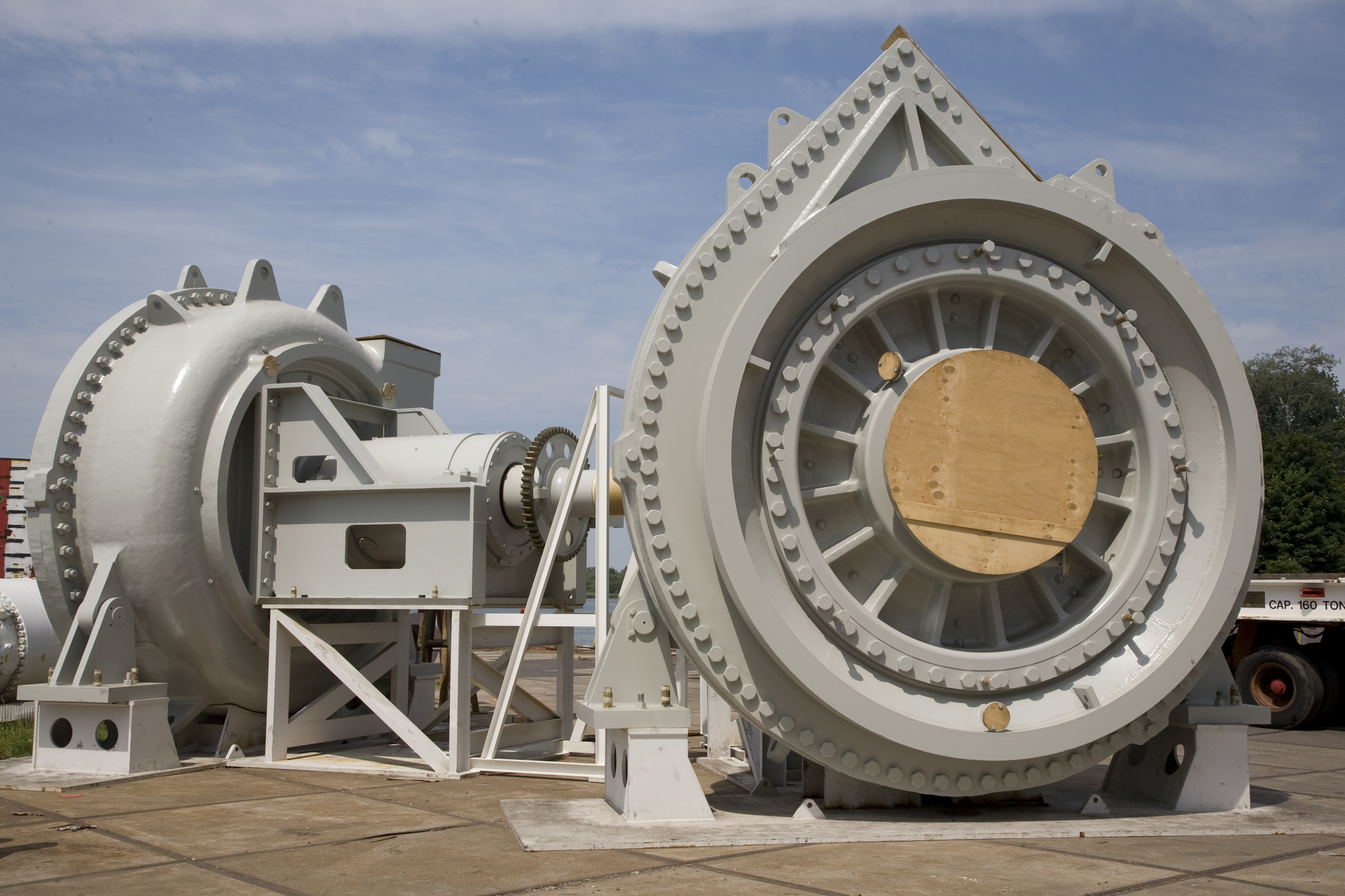 Machining and assembly of a large double walled dredge pump Kinderdijk